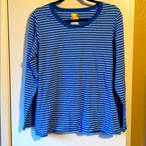 Long Sleeve Blue & White Stripped Shirt